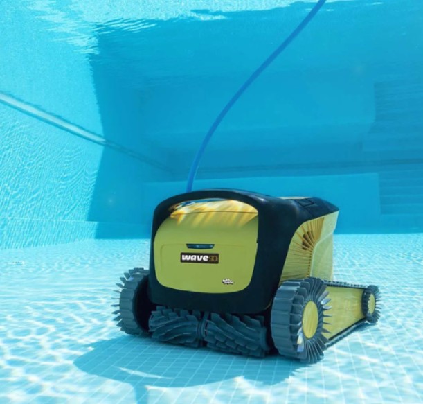 Maytronics Dolphin Wave 90i robot - Image 2